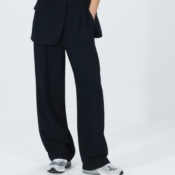 Aritzia Wilfred The Effortless Pant - Black - Size 12 - Picture 3 of 8